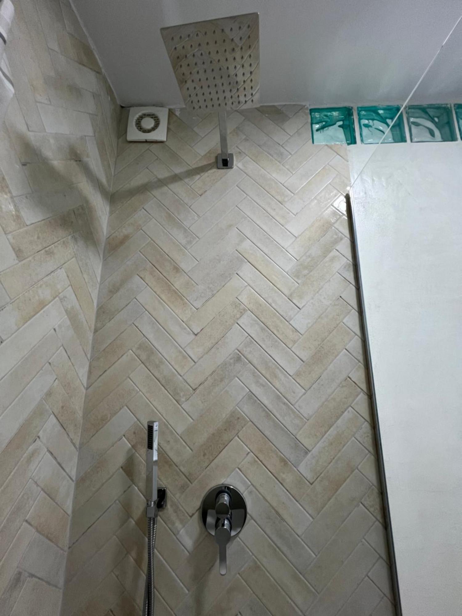 Cane Apartment Mosaic Tirana Eksteriør billede